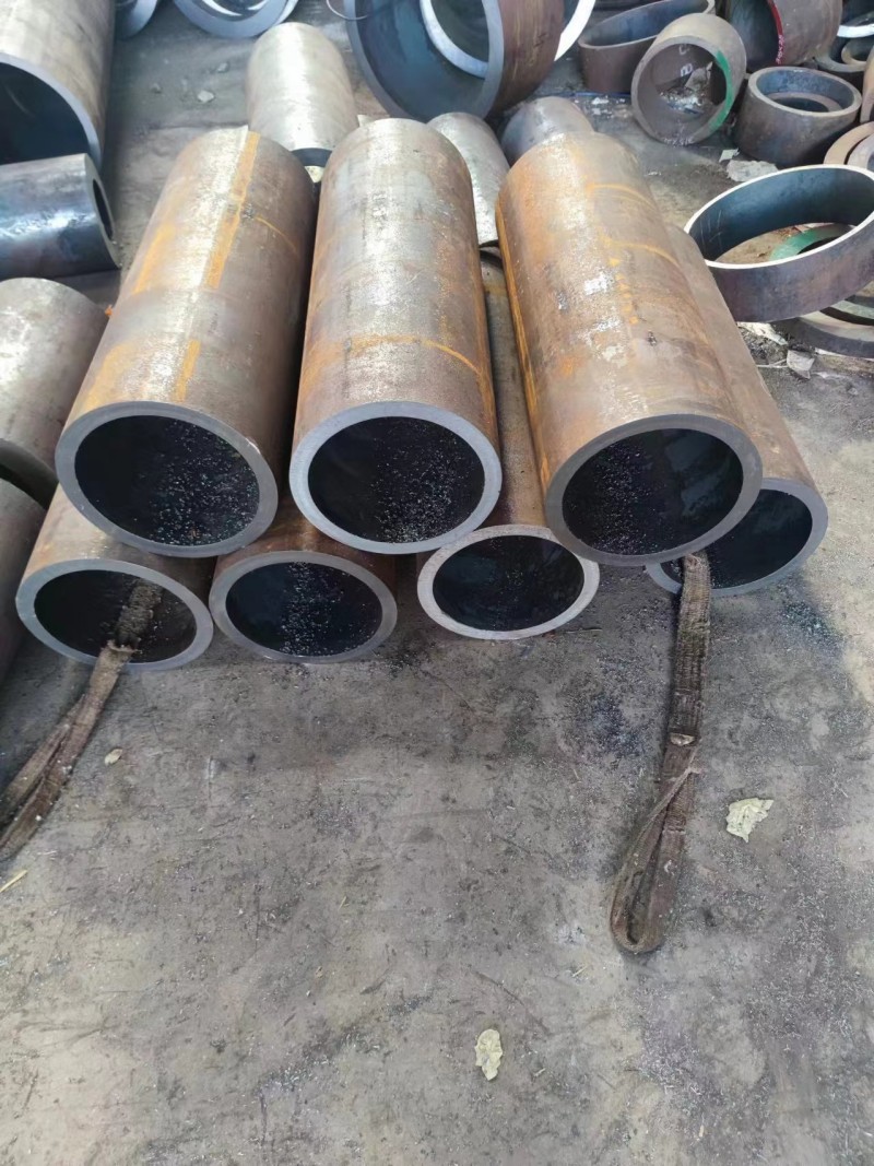 曲靖曲靖曲靖12Cr1MovG无缝钢管切割